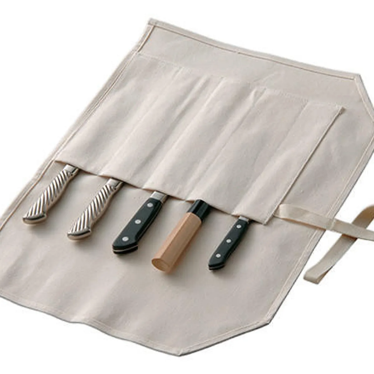 Include Knife Roll